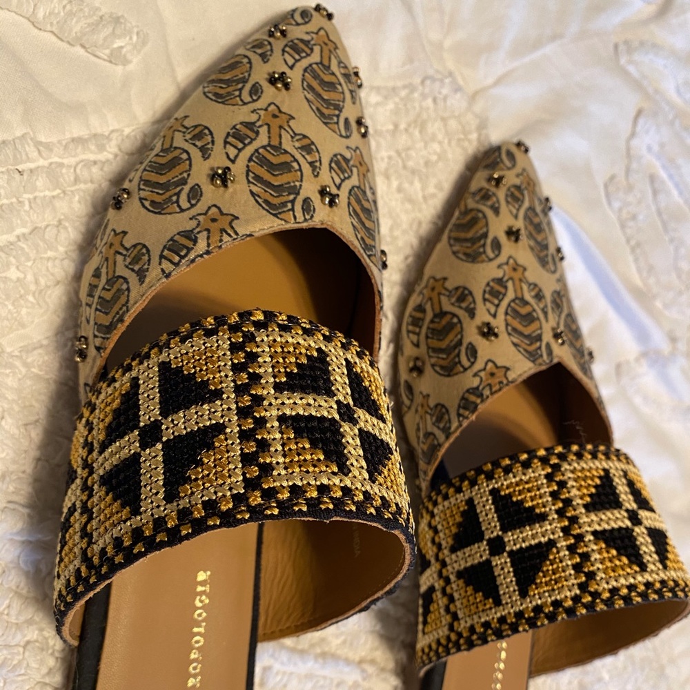 Anthropologie Embroidered flats